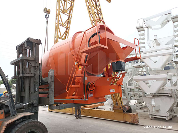 8 M³ Concrete Mixer Tank Was Shipped To Malaysia