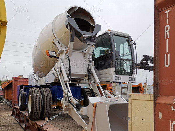 AS5.5D Self Loading Concrete Mixer Was Shipped To Jubail City In Saudi Arabia