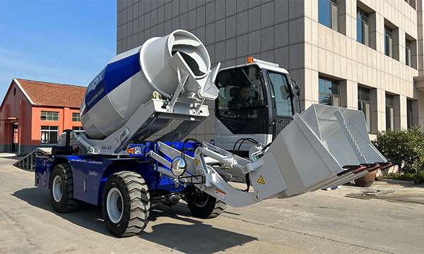 self-loading-concrete-mixer-for-sale