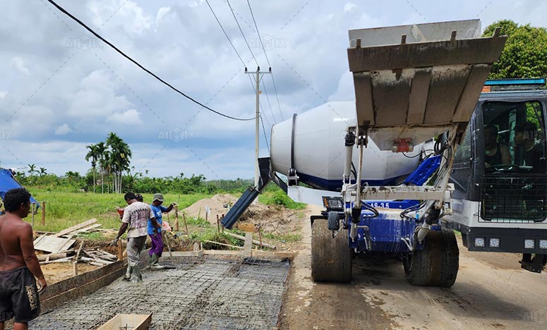 3.5-self-loading-concrete-mixer-has-shipped-to-Indonesia