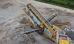 AIMIX Mobile Tracked Crushing Plant in Malaysia